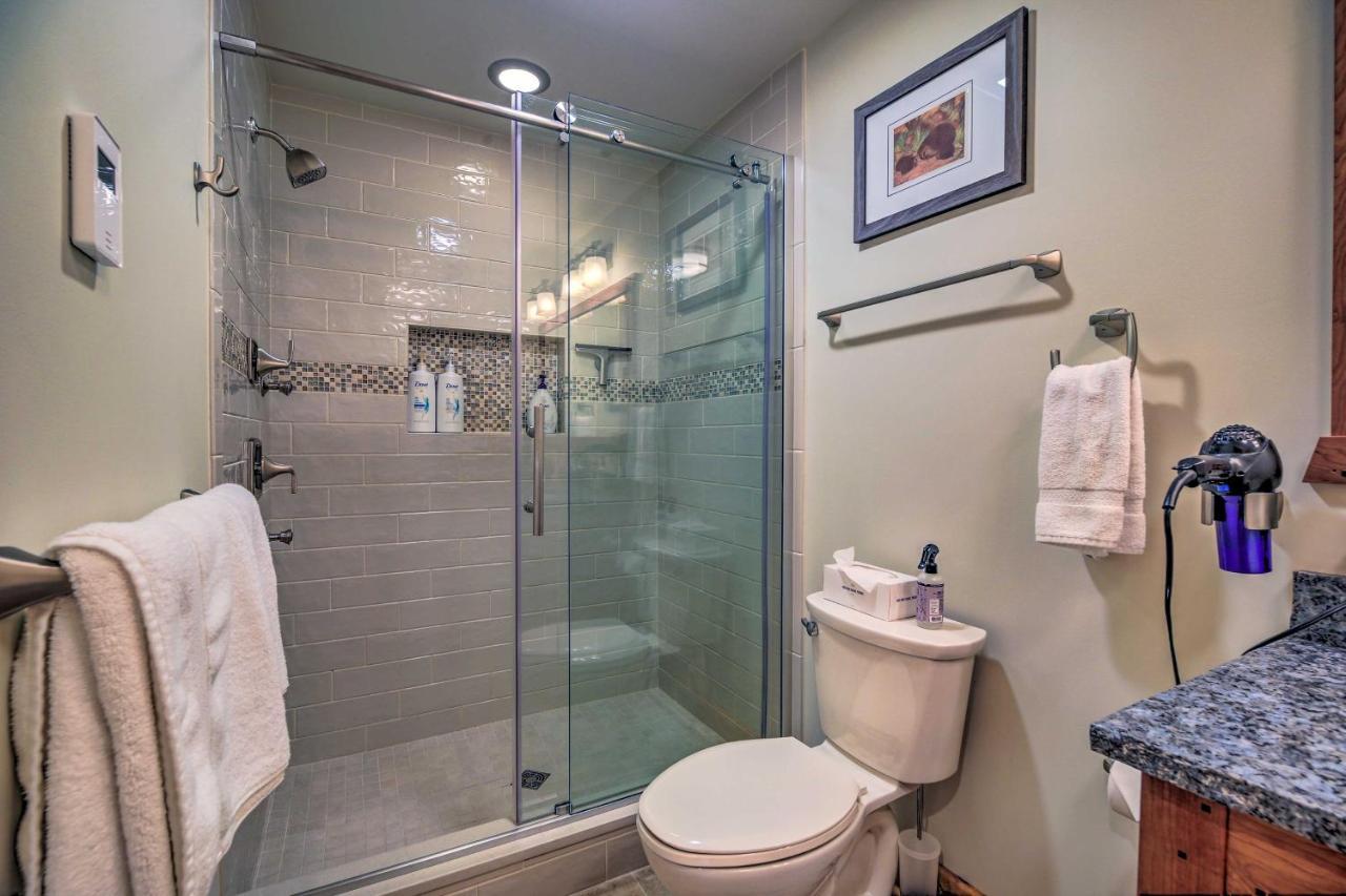 Lake Placid Gem With Patio And Views Less Than 1 Mi To Beach! Bagian luar foto