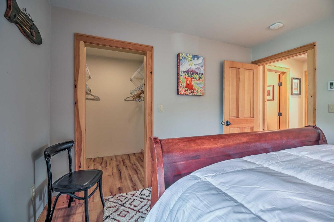 Lake Placid Gem With Patio And Views Less Than 1 Mi To Beach! Bagian luar foto