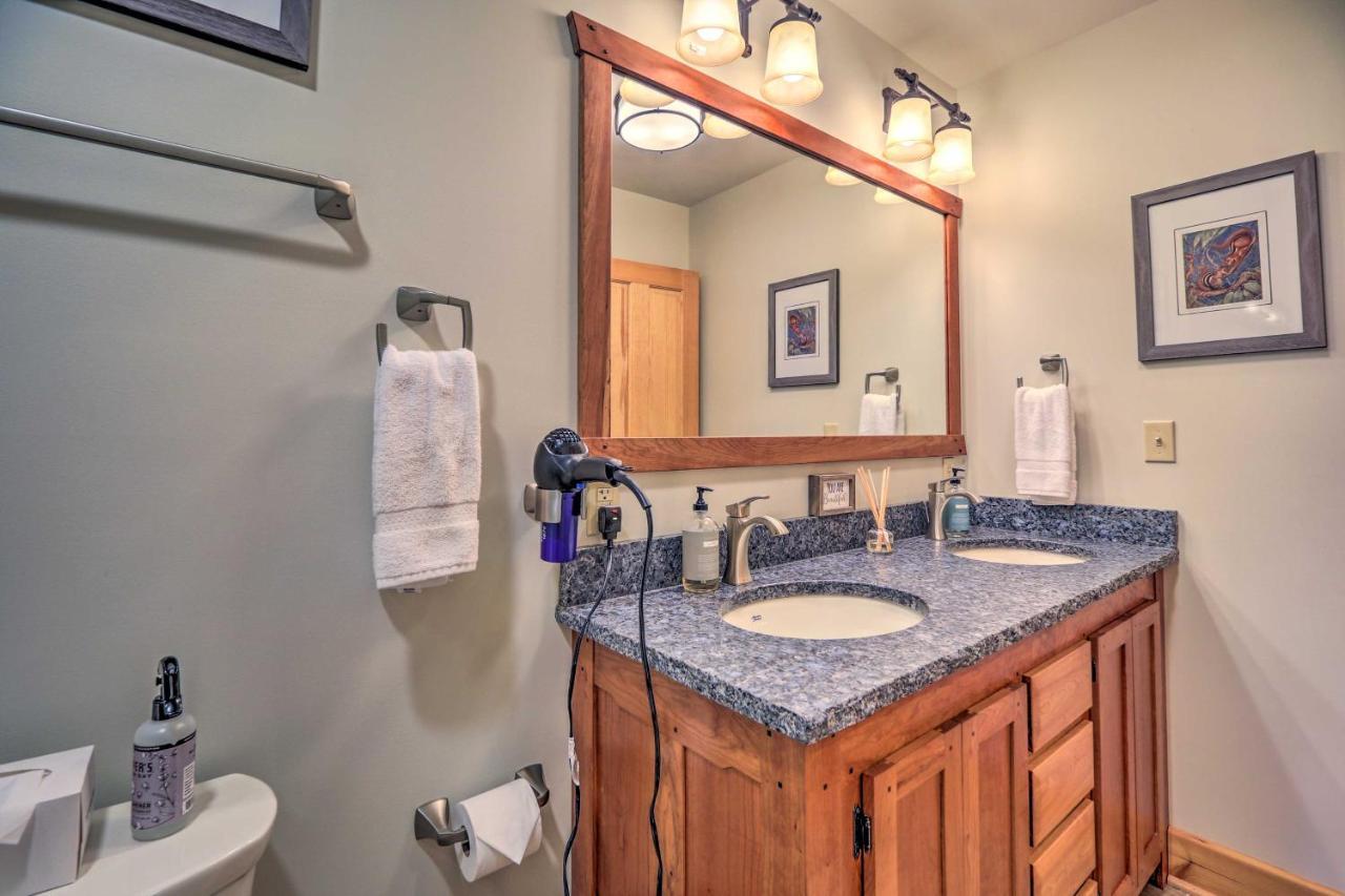 Lake Placid Gem With Patio And Views Less Than 1 Mi To Beach! Bagian luar foto